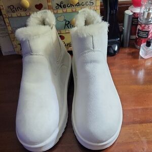 Women's Cream Ankle Boots